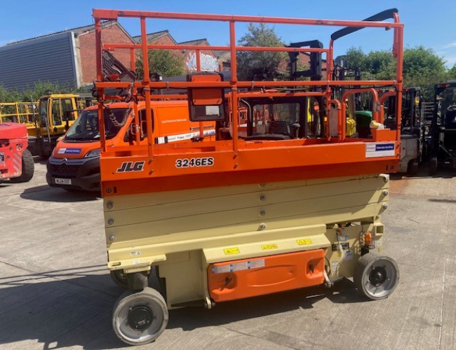 JLG 3246ES image